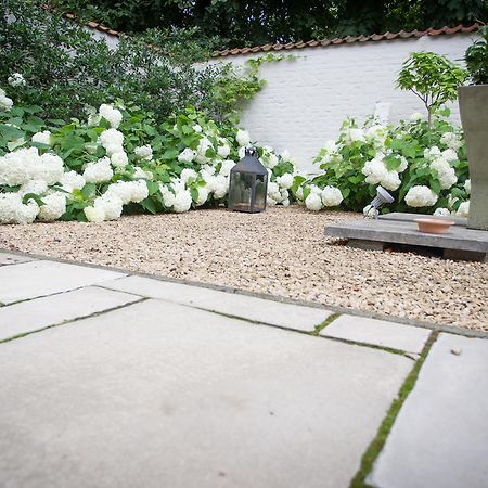 Logies Amelias Bed & Breakfast Brugge Bagian luar foto